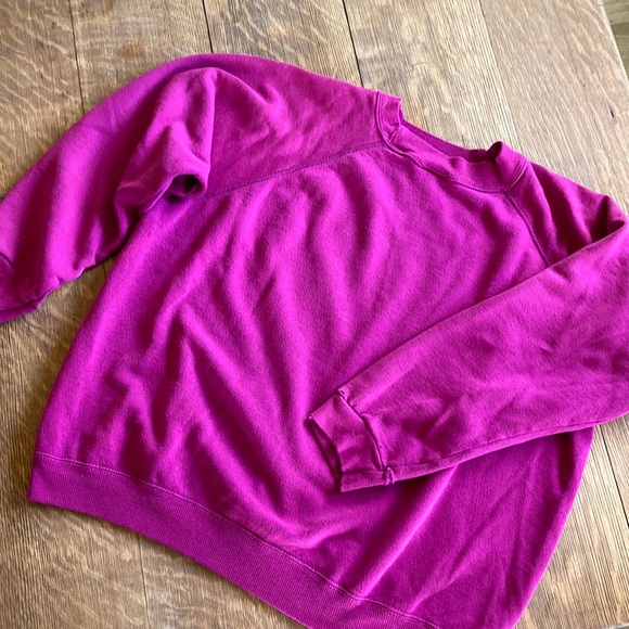 VINTAGE MADE IN USA HANES CREW NECK - Picture 1 of 6